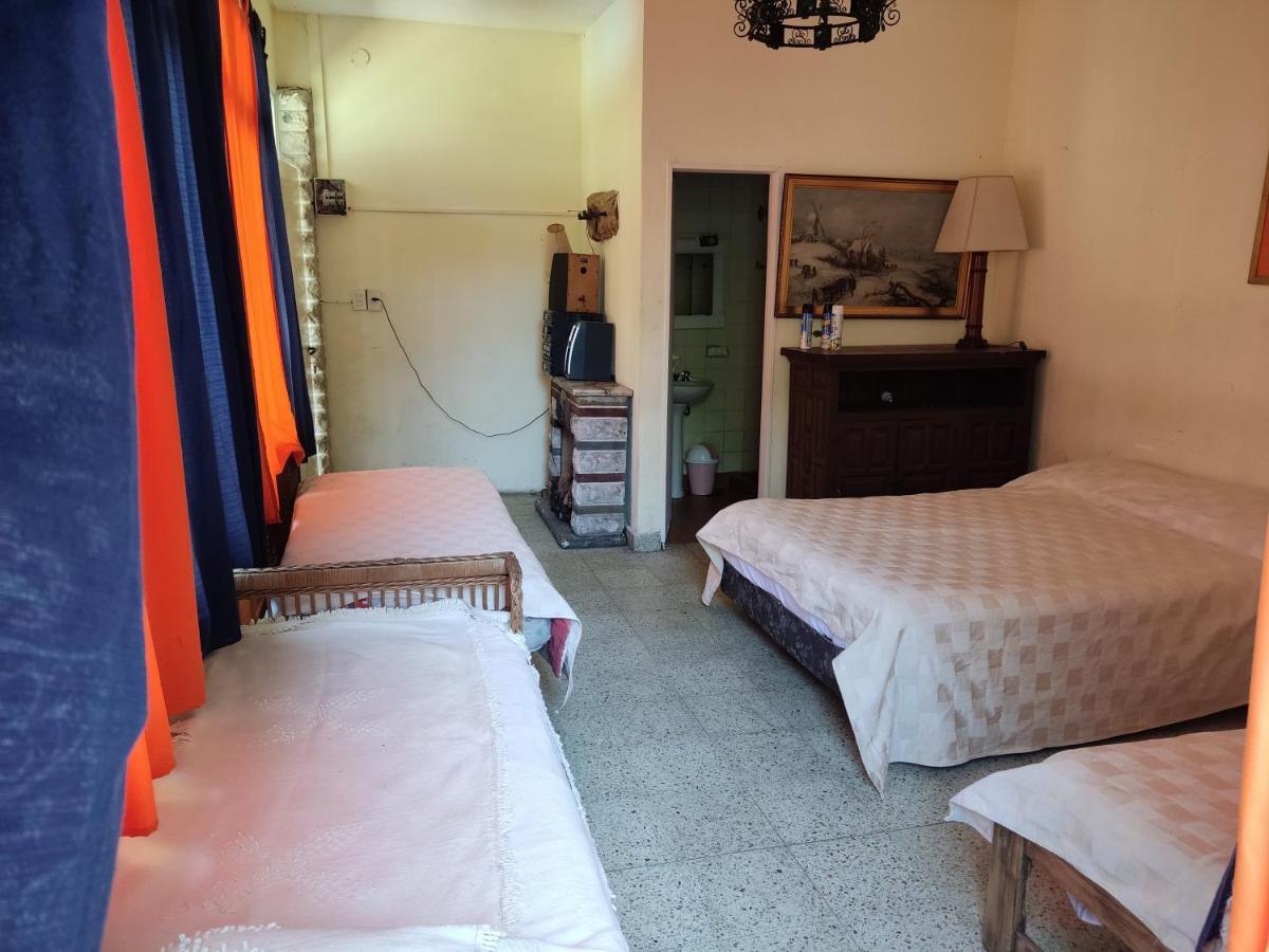 Olivos, Posada Y Habitaciones Буенос-Айрес Екстер'єр фото