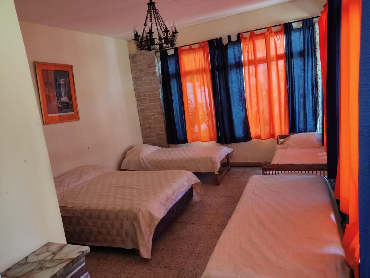 Olivos, Posada Y Habitaciones Буенос-Айрес Екстер'єр фото